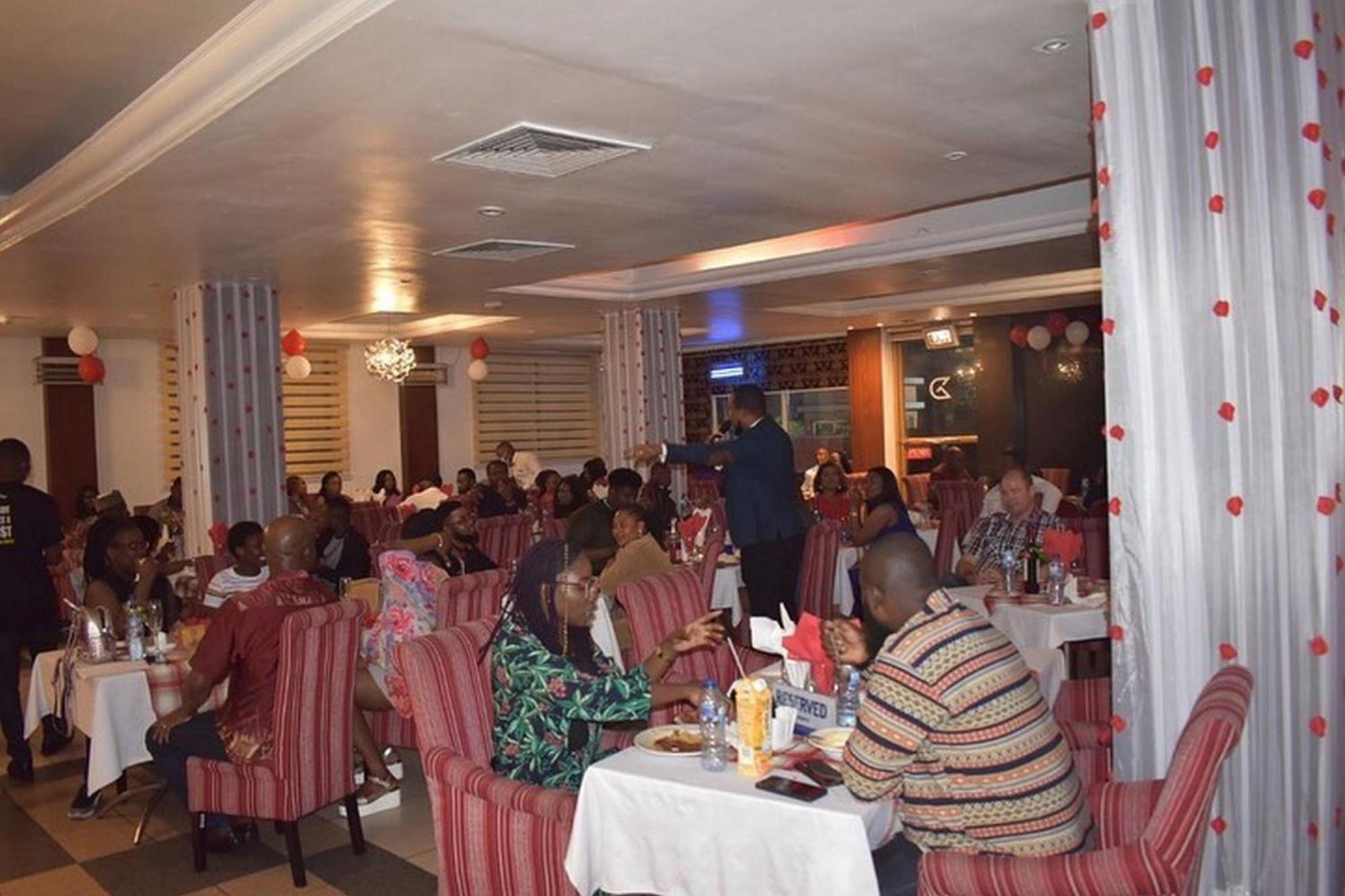 Room In Lodge - Golden Tulip Port Harcourt Hotel Exterior photo